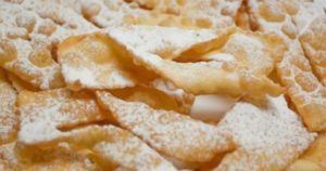 crostoli galani Dolci di Carnevale: istruzioni per l'uso!