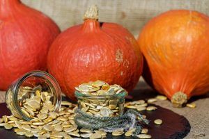 pumpkin seeds 1738174 1920 Halloween in tavola: i benefici delle zucche