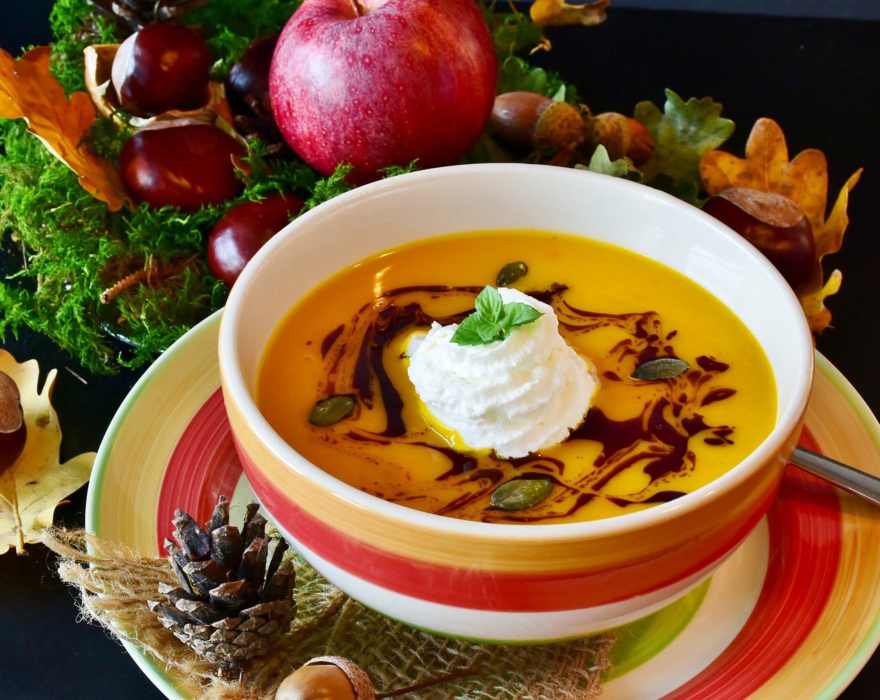 pumpkin soup 3705294 1280 Frutta e verdura autunnale: cosa ci offre questa stagione?