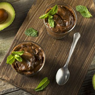 Mousse di cioccolato e avocado