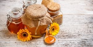 miele tipi e1574200530225 Miele: un rimedio naturale dai mille usi!