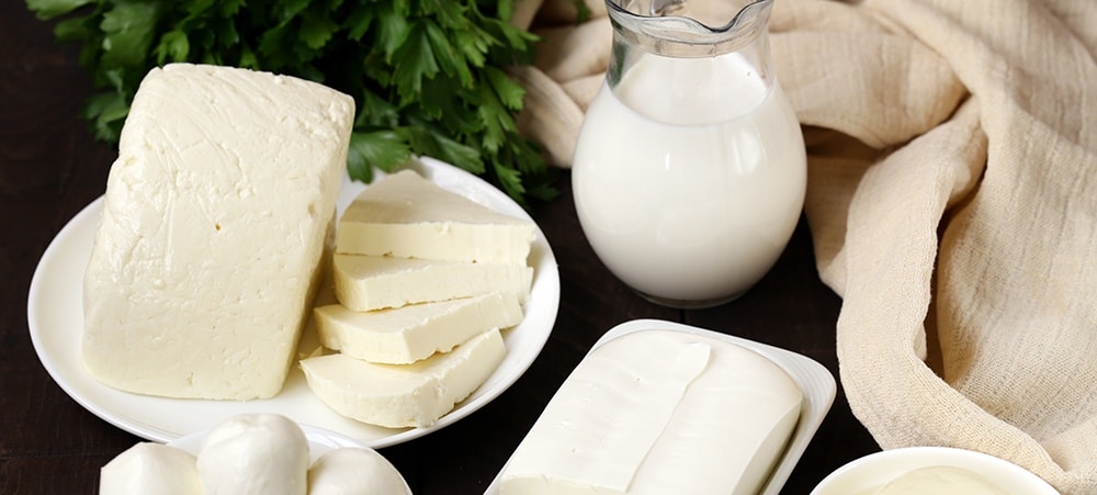 immagine di prodotti derivati dal latte, l'alimentazione per chi soffre di intolleranza al lattosio