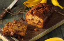 l'immagine rappresenta un banana bread