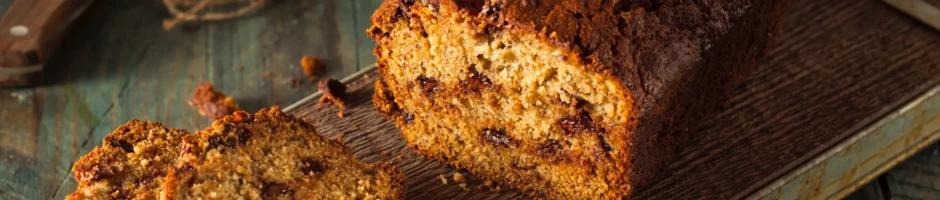 l'immagine rappresenta un banana bread