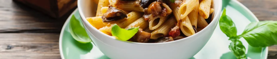 Pasta estiva con melanzane