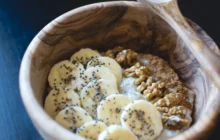 porridge con banana e noci