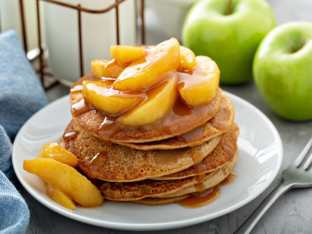 Pancakes di Farro e Mele Speziate Nutrizione Sana