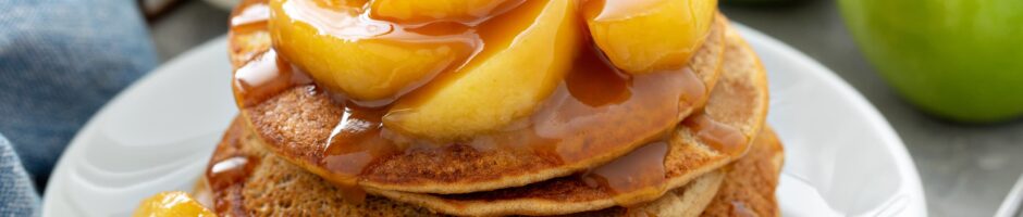 ricetta di Pancakes di Farro e Mele Speziate