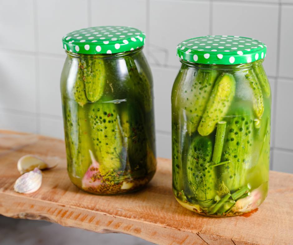 verdure sottolio o sotto aceto: cibi in scatola