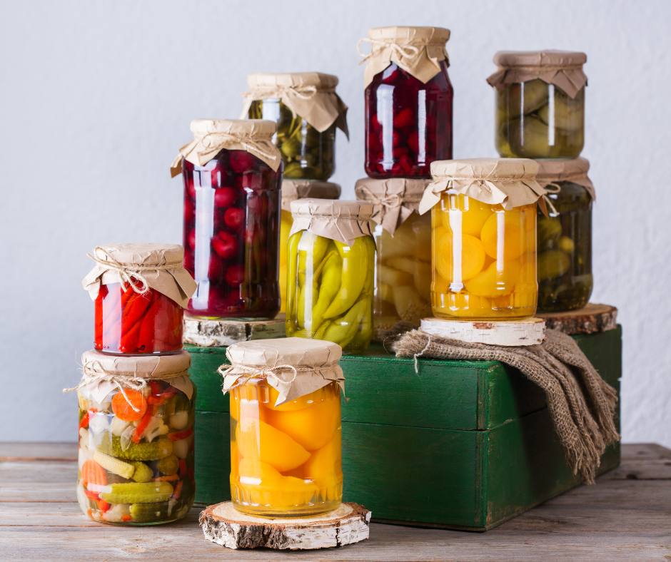 Verdure e altro in scatola o vetro : cibi in scatola diversi