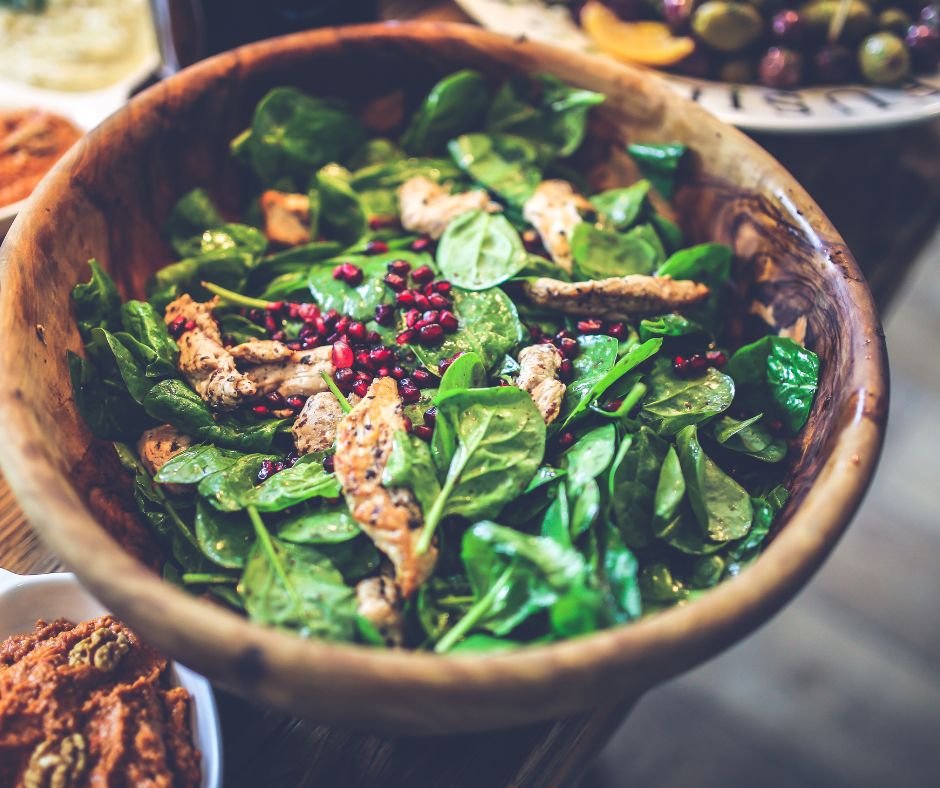 Mangiare insalata tutti i giorni va bene se comprende tante componenti nutrienti